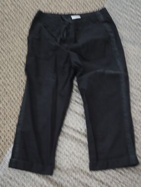 Charter Club Black Capris